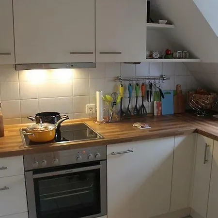 Apartment Zisa Ferienwohnung Bodensee I Friedrichshafen